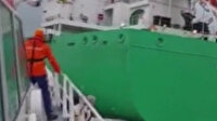Tahliye talebinde bulunulan gemideki yolcu operasyonla böyle kurtarıldı