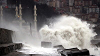 Zonguldak'ta dalgaların boyu 7 metreyi aştı