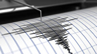 Ege Denizi'nde şiddetli deprem: 5.3 ile sallandı