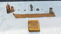 Hatay’da tarihi eser kaçakçılarına operasyon: İbranice yazılmış Tevrat ele geçirildi