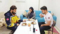 Bir kulakları ezanda bir kulakları telsizde