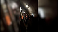 Metro arızalanınca İstanbullu kendini karanlık tünellerden yürürken buldu