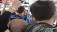 Metrobüsteki yer kavgasında kadına şoke eden tehdit: Senin gibi eşim olsa kafasını koparırım