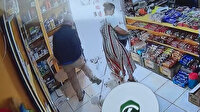 Marketteki köpeğe sebepsiz yere tekme attı: Kamera kaydını izleyen genç kadının ağzı açık kaldı