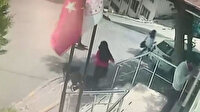 Gaziosmanpaşa'da sağlık merkezi önünde bekleyen kadın sokak köpeklerinin saldırısına uğradı