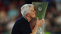 İtalyan basını: "Roma'nın kralı Mourinho"