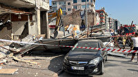 Kadıköy'de binanın yıkımı sırasında çökme
