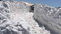 Bu kentte kar bitmiyor: Mayıs sonunda 4 metrelik karlı yolu açmaya çalıştılar