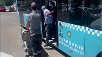 Diyarbakır'da fenalaşan yolcuyu otobüs şoförü hastaneye yetiştirdi