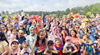 Çekmeköylü çocuklar şenlikte stres attı