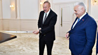 Binali Yıldırım 'Karabağ Fatihi' Aliyev'e 'Fatih'in kılıcını' hediye etti