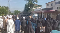 İsmailağa Cemaati Lideri Mahmut Ustaosmanoğlu'nun vefat haberini alanlar Beykoz'daki evinde toplandı