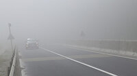 Bolu Dağı'nda sis nedeniyle görüş mesafesi 30 metreye kadar düştü