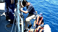 İzmir açıklarında Yunanistan'ın ittiği 154 kaçak göçmen kurtarıldı
