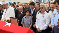 Cüneyt Arkın Teşvikiye Camii'nde son yolculuğuna uğurlandı