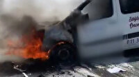 Aydın Söke'de araç yangını yol kenarındaki otlara sıçradı