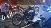 Motosiklet güvenlik şeridindeki otomobile çarparak ok gibi saplandı: 3'ü ağır 5 yaralı