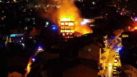 Bursa'da geceyi aydınlatan yangın: Yerleşim yerlerine sıçramadan söndürüldü