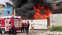 Mersin Tarsus'ta geri dönüşüm tesisinde yangın