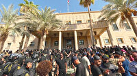 Sadr siyaseti bıraktı Bağdat karıştı: Irak genelinde sokağa çıkma yasağı ilan edildi