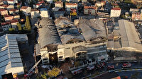 Sultanbeyli’de yanan fabrikadaki hasar gün ağarınca ortaya çıktı