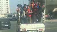 Şanlıurfa'da öğrencilerin kamyonet kasasında tehlikeli yolculuğu kamerada