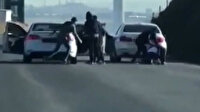 Trafikte avukatı tekme tokat dövdüler