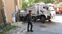 Ataşehir'de geri geri kayan un yüklü kamyon iş yerine girdi