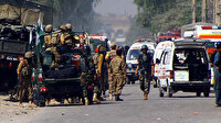 Pakistan'da polis aracına saldırı: Altı emniyet mensubu hayatını kaybetti