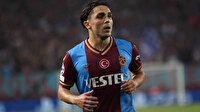 Trabzonspor Abdülkadir Ömür ve Hüseyin Türkmen ile sözleşme uzatıldığını KAP'a bildirdi