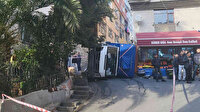 Beyoğlu’nda dehşet anları: Devrilen kamyonetin altında kalmaktan son anda kurtuldu