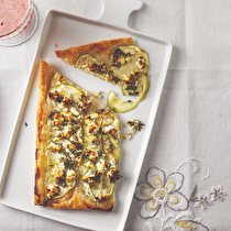 Kabaklı Dereotlu Peynirli Börek