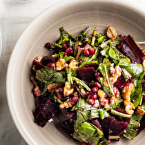 Cevizli Rokalı Pancar Salatası 