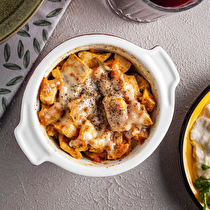 Kaşarlı Tavuk Güveç