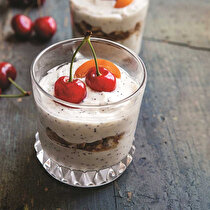 Mevsim Meyveli Haşhaşlı Muhallebi