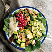 Avokadolu Sebzeli Salata