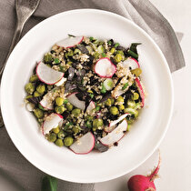 Kinoalı Bezelye Salatası