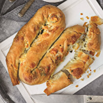 Kıymalı Kol Böreği