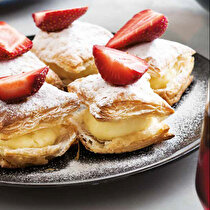 Çilekli Kremalı Milföy