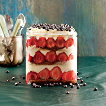 Kahveli Çilekli Triffle