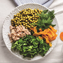 Rokalı Kayısılı Ton Balıklı Salata