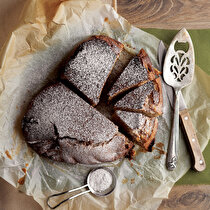 Tam Buğday Unlu Beyaz Çikolatalı Kek