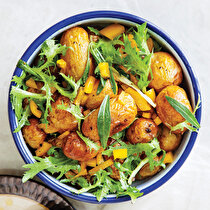 Taze Zahterli Patates Salatası