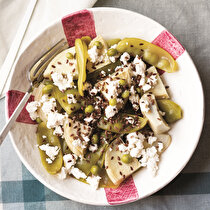 Bezelyeli Enginar Salatası