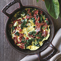 Ispanaklı Pastırmalı Yumurta