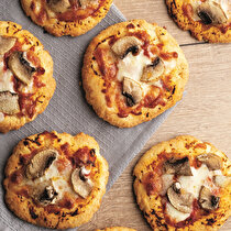 Poğaça Hamurundan Mini Pizza