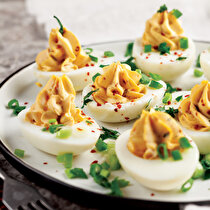 Krem Peynirli Kahvaltı Salatası