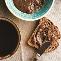 Ballı Çörek Otlu Sürmelik