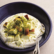 Yoğurtlu Fıstıklı Hünnap