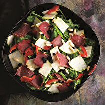 Pastırma ve Armutlu Salata